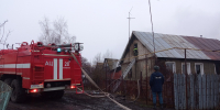 В Каменском районе пожар в жилом доме тушили добровольцы с завода - Stolica58.Ru