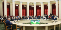 Олег Мельниченко отметил наградами лучших работников агропромышленного комплекса - Правительство