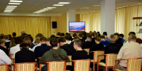 В Лермонтовке отметили День героев Отечества встречей с победителями патриотического конкурса «Памяти героев верны!» - Библиотека им. М.Ю. Лермонтова