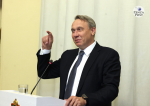 В День Конституции РФ губернатор Олег Мельниченко вручил пензенцам награды. Фоторепортаж