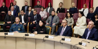 Губернатор Олег Мельниченко наградил Валерия Чуйкова за помощь СВО - Stolica58.Ru