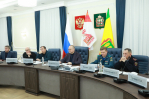 Губернатор лично контролирует работу по ликвидации в регионе последствий снежной бури