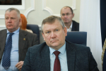 Олег Мельниченко подверг критике соблюдение сроков ремонтных работ в учреждениях образования