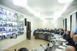 Олег Мельниченко подверг критике соблюдение сроков ремонтных работ в учреждениях образования