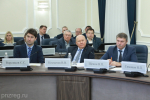 Олег Мельниченко подверг критике соблюдение сроков ремонтных работ в учреждениях образования