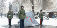 Олег Мельниченко открыл скульптуру в честь основателя Пензенской области Александра Баталина - Правительство