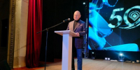 Олег Мельниченко поздравил сотрудников завода и ветеранов труда||Фото автора - Пензенская Правда