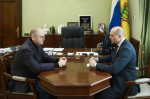 Олег Мельниченко рассказал Виталию Ганчеву о мерах поддержки эвакуированных харьковчан