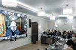 Олег Мельниченко потребовал ужесточить контроль за питанием в школах и детсадах
