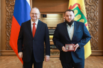 Олег Мельниченко вручил пензенцам награды в преддверии Дня защитника Отечества