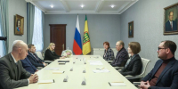 Олег Мельниченко встретился с представителями Российской академии образования - Комсомольская правда