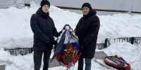 В Пензе возложили цветы к братским могилам  на Мироносицком кладбище - Министерство экономического развития и промышленности