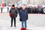 Олег Мельниченко возложил цветы к Монументу воинской и трудовой Славы в Пензе