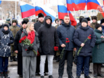 Олег Мельниченко возложил цветы к Монументу воинской и трудовой Славы в Пензе