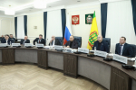Олег Мельниченко поручил увеличить охват жителей региона программой ГТО