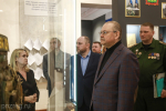 Олег Мельниченко осмотрел музейную экспозицию, посвященную пензенцам-участникам СВО