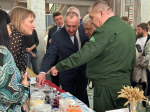 Ришат Алтынбаев посетил ярмарку выпускников и вакансий