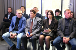 Олег Мельниченко и Ассоциация промышленников региона обсудили положение дел в отрасли. Как это было в лицах и образах