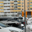 В Спутнике глыбы льда разбили два автомобиля - Progorod58.Ru