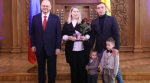 Олег Мельниченко вручил государственные и региональные награды пензячкам