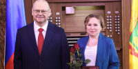 Олег Мельниченко наградил многодетных жительниц Пензенской области за достойное воспитание детей - Пенза-Обзор