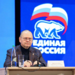 Мельниченко проинформировал земляков о 5-летних итогах «Народной программы»
