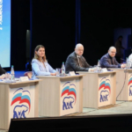 Мельниченко проинформировал земляков о 5-летних итогах «Народной программы»