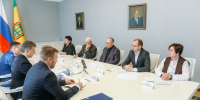Олег Мельниченко обсудил вопросы сотрудничества с начальником Волго-Вятского главного управления Банка России - Пенза-Обзор