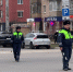 В вопросе поставлена жирная точка: можно ли повернуть налево под стрелку, если знак "движение прямо" - Progorod58.Ru