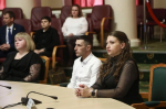 Олег Мельниченко вручил жилищные сертификаты и ключи от квартир жителям сельских территорий и работникам АПК