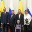 Олег Мельниченко вручил жилищные сертификаты и ключи от квартир представителям агропромышленного комплекса региона - Минсельхоз