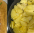 Знаю один трюк с мукой: он делают жаренную картошку намного вкуснее - корочка хрустящая и золотистая, как с картинки - Progorod58.Ru