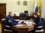 Детский омбудсмен Лариса Рябихина проинформировала губернатора Олега Мельниченко о результатах работы