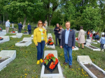 Дмитрий Стрижков и Ирина Селиванова возложили венок к могиле участника Великой Отечественной войны