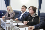 Олег Мельниченко поручил отработать действия на случай сигнала опасности в период ГИА