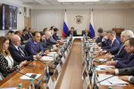 Губернатор представил на Комитете СФ по экономической политике проекты по развитию мебельного кластера и транспортной инфраструктуры региона