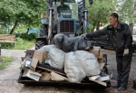 С улиц Железнодорожного района вывезли более 86 кубометров мусора