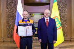 Олег Мельниченко вручил пензенцам государственные и региональные награды