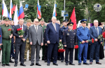 Олег Мельниченко почтил память погибших в Великой Отечественной войне. Фоторепортаж