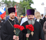 Олег Мельниченко почтил память погибших в Великой Отечественной войне. Фоторепортаж