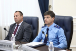 Олег Мельниченко потребовал от глав муниципалитетов держать вопросы благоустройства на жестком контроле