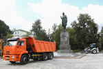Губернатор дал ряд поручений по благоустройству сквера имени Белинского