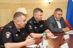 Олег Мельниченко и Игорь Авдеев обсудили усиление антитеррористической защищенности транспортных объектов региона