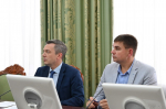 Олег Денисов провел заседание по профилактике сезонных заболеваний