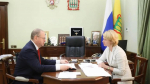 Мельниченко проинформировал Лут о динамичном ходе уборочной кампании