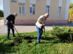 Сотрудники Министерства региональной безопасности приняли участие в общегородском субботнике