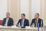 Губернатор призвал депутатов поддержать инвестсоглашение по строительству новых птицеводческих блоков