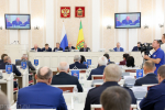 Губернатор призвал депутатов поддержать инвестсоглашение по строительству новых птицеводческих блоков
