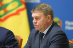 Олег Мельниченко поручил вести активную борьбу с телефонными и интернет-мошенниками